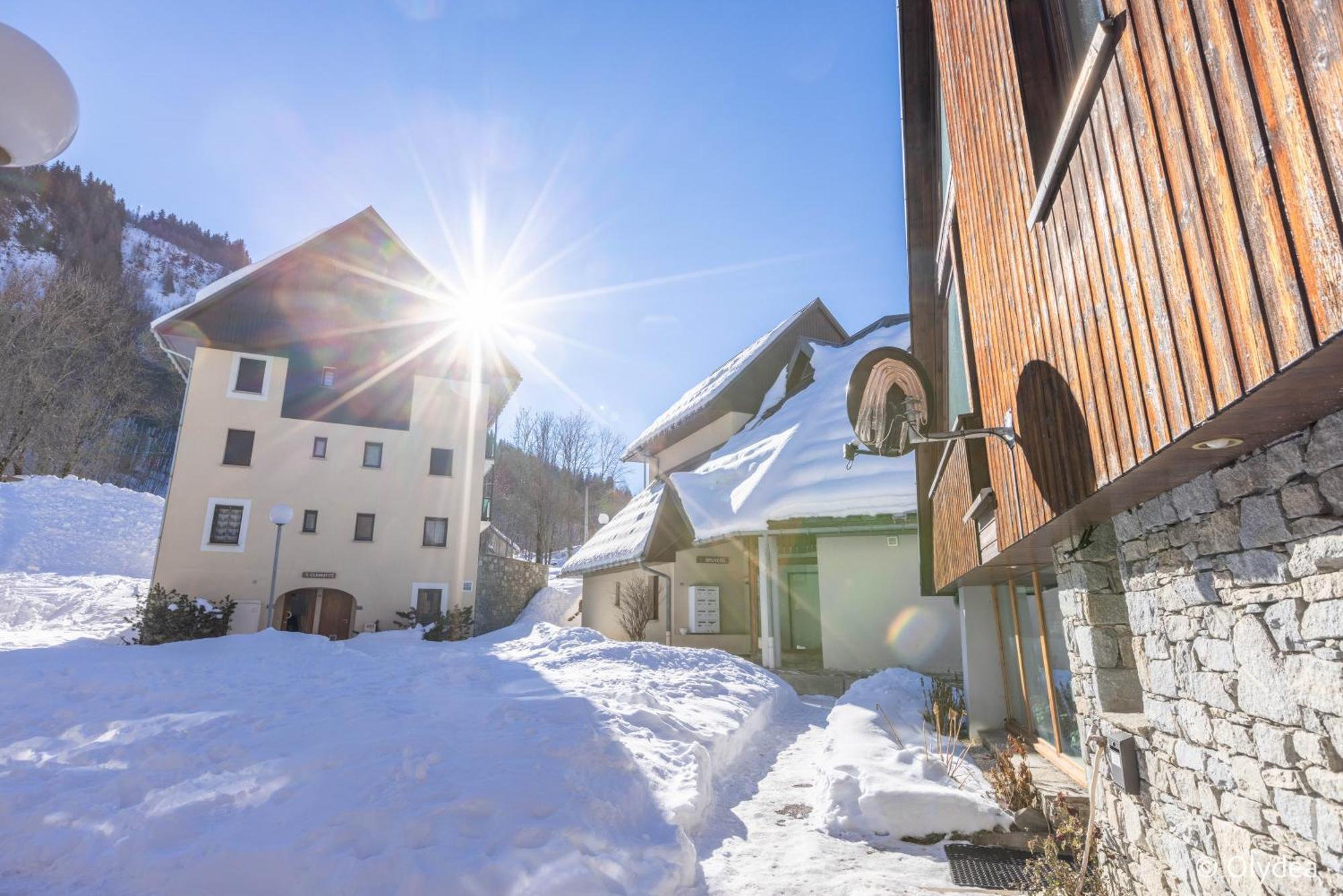 Olydea Saint-Colomban-Des-Villards Exteriör bild