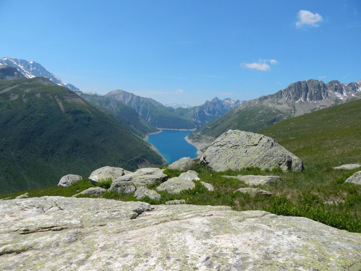 Olydea Saint-Colomban-Des-Villards Exteriör bild
